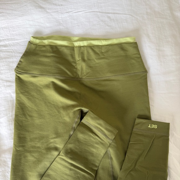 Brand New - Set Active Leggings - Picture 2 of 5